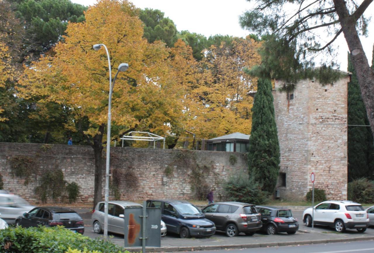 Affittacamere Parco Dei Canape Foligno Kültér fotó